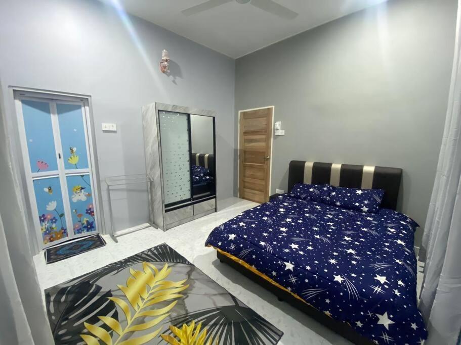 Homestay Kak Tiy Куала-Тренгану Екстер'єр фото
