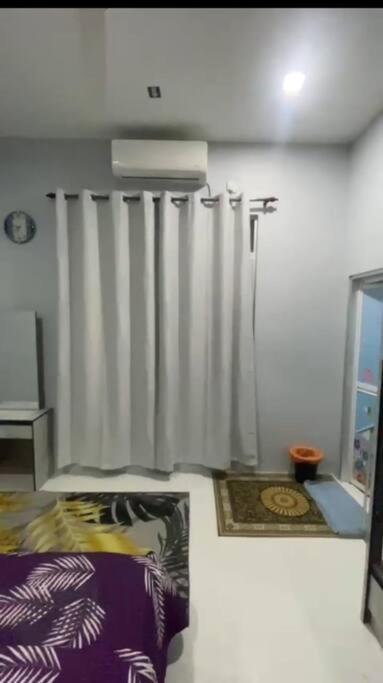 Homestay Kak Tiy Куала-Тренгану Екстер'єр фото